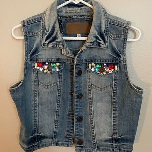 Wallflower: Crop Jean Jacket, Size Large